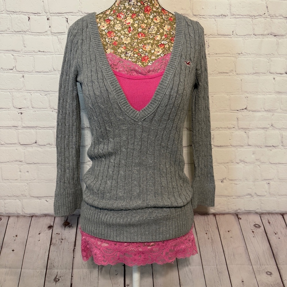 Vintage Y2K Hollister Sweater/ Knit Top